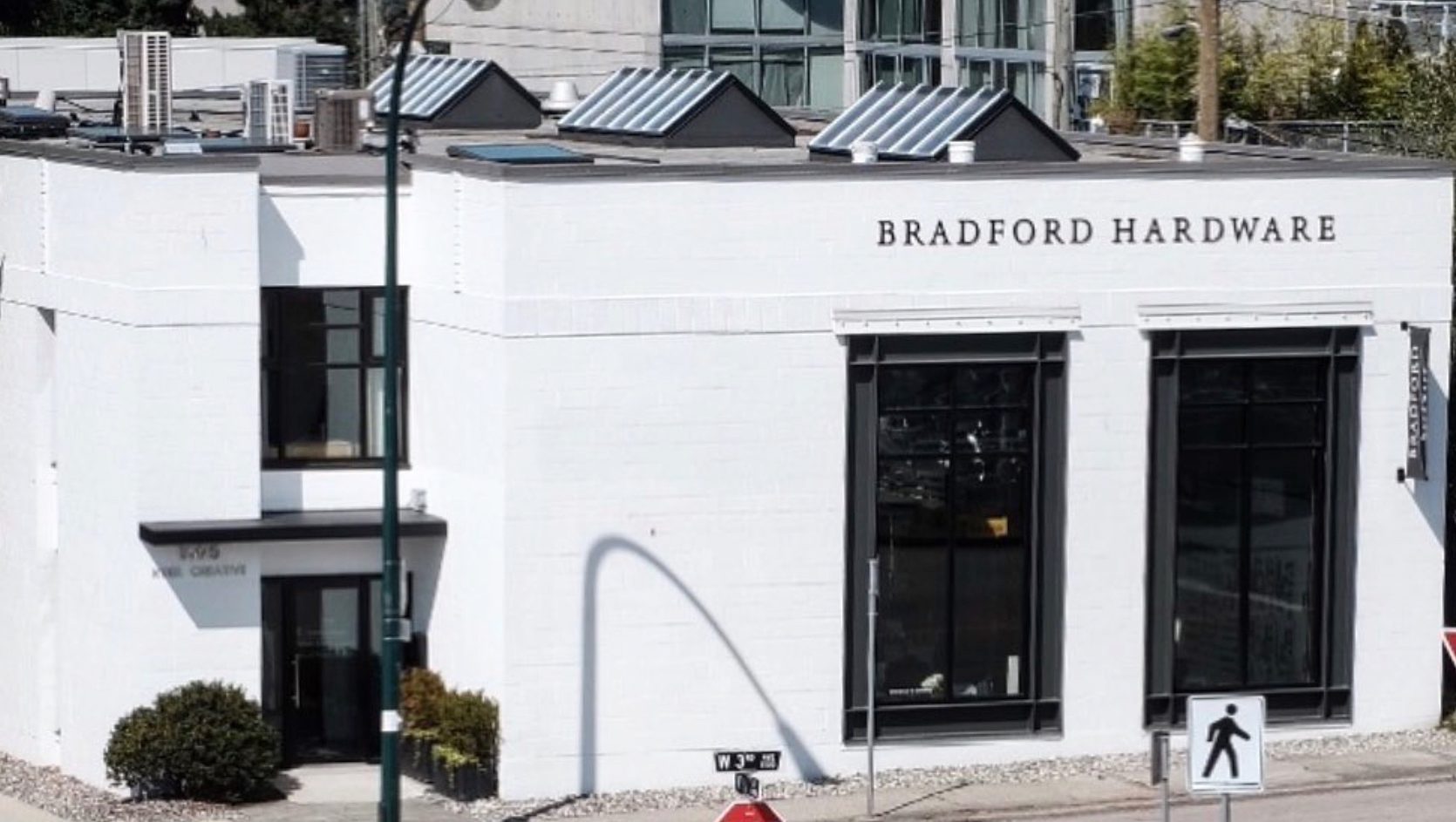 JWL – BRADFORD SHOWROOM